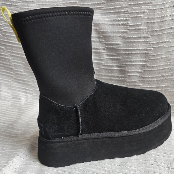 UGG Classic Dipper Womens Black Platform Size 8 S/N 1144031 - Picture 2 of 10